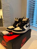 Jordan 1 Dark Mocha maat 38, Verzenden, Zo goed als nieuw, Sneakers of Gympen