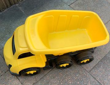 Grote Kiepauto  beschikbaar voor biedingen