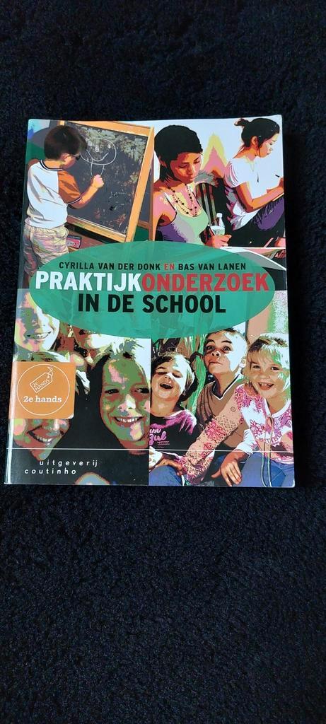 Cyrilla van der Donk - Praktijkonderzoek in de school, Boeken, Studieboeken en Cursussen, Zo goed als nieuw, Ophalen of Verzenden