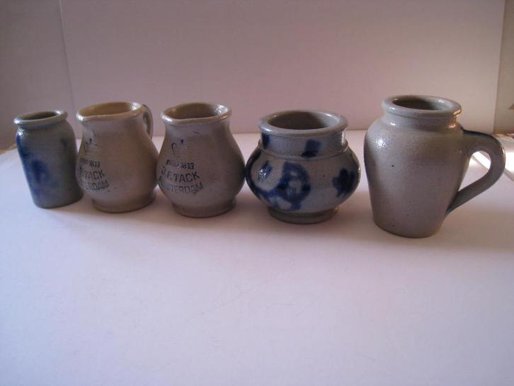 AARDEWERK ANTIEKE  KEULSE POTTEN  8 VOOR 35,-, Antiek en Kunst, Curiosa en Brocante, Verzenden