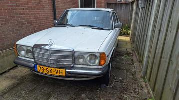 Mercedes-Benz w123 200-Serie 2.0 200 1980 wit project beschikbaar voor biedingen