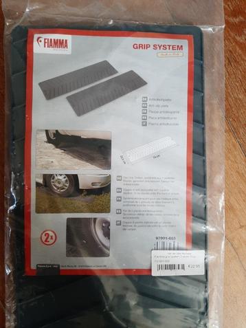 platte  antislip oprijplaten  Fiamma  Grip systeem   NIEUW beschikbaar voor biedingen