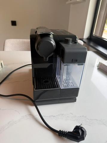 Nespresso Lattissima Touch zwart. beschikbaar voor biedingen
