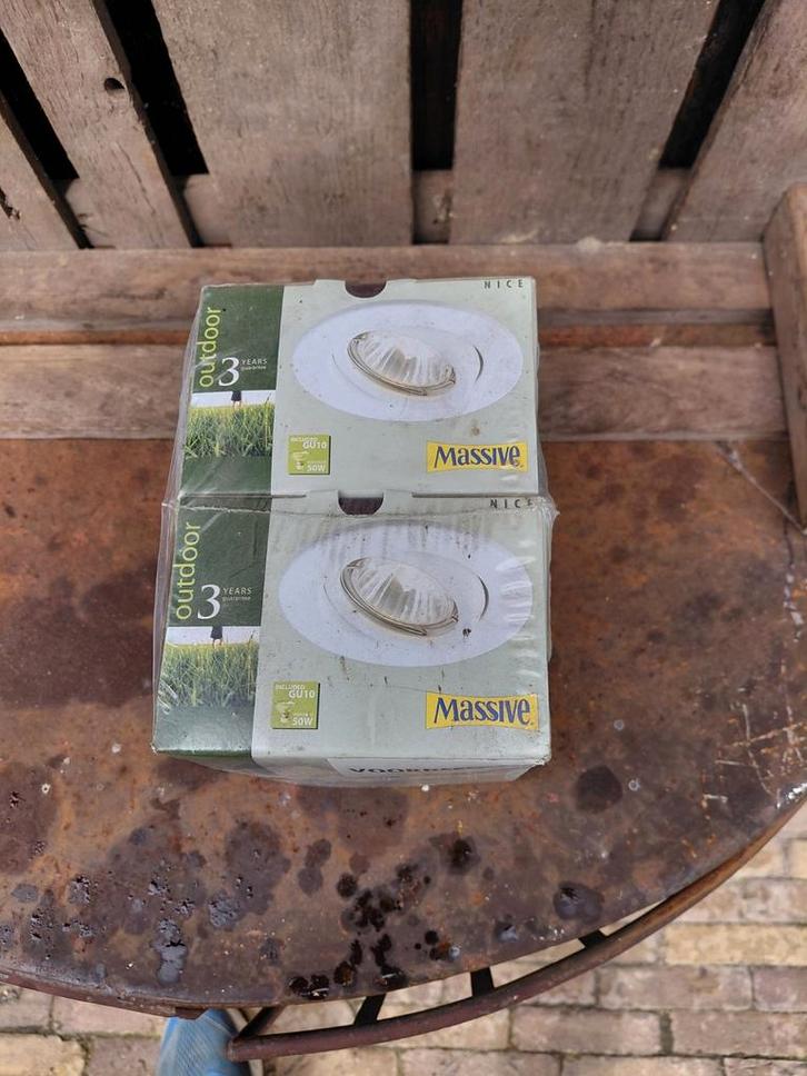 Massive NICE Duopack Outdoor Spots - Nieuw!, Huis en Inrichting, Lampen | Plafondlampen, Nieuw, Kunststof, Metaal, Ophalen