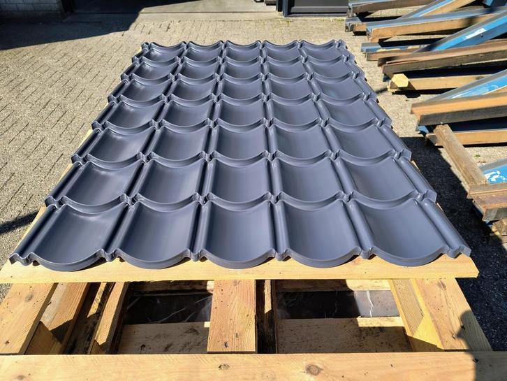 PARTY UIT FAILLISSEMENT METALEN DAKPANPLATEN +/-113x83 cm, Doe-het-zelf en Verbouw, Platen en Panelen, Nieuw, Overige materialen