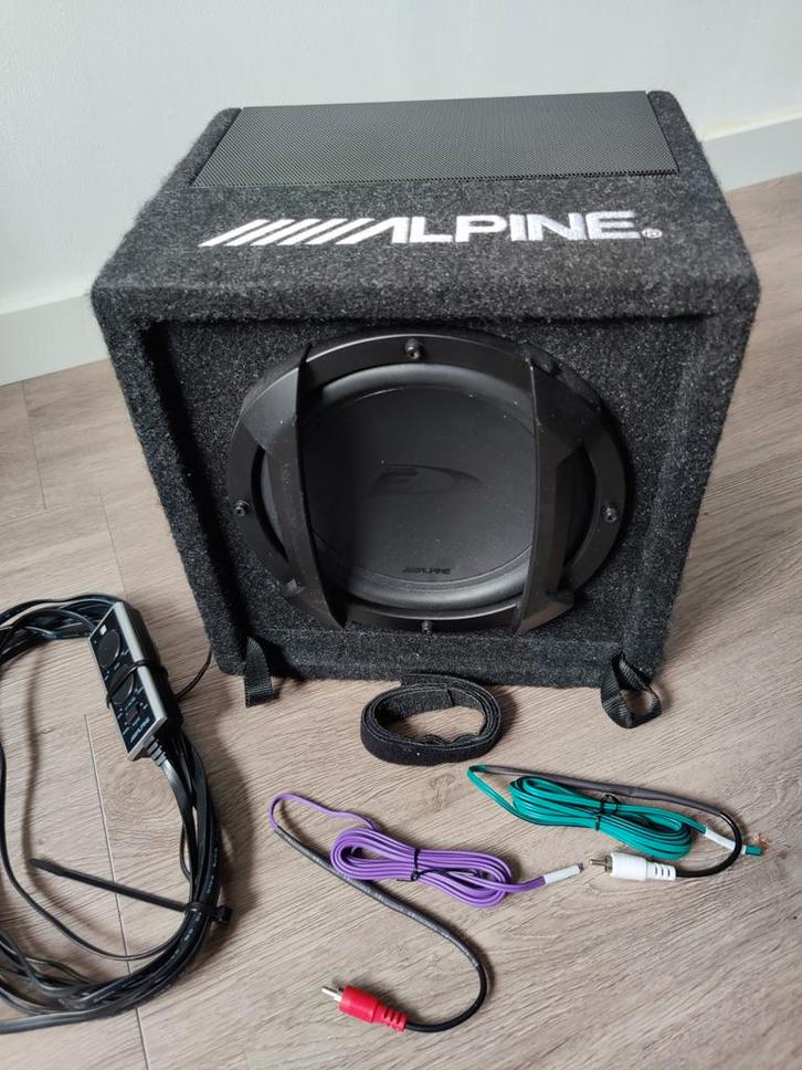 Alpine SWE 815 subwoofer + Alpine autoradio UTE 200BT, Auto diversen, Autospeakers, Gebruikt, Ophalen