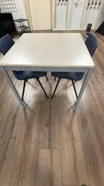 Tafels met stoelen - 29 stuks in prima staat, Huis en Inrichting, Tafels | Eettafels, Zo goed als nieuw, Metaal, Vier personen