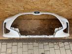 Toyota Yaris IV 20- voorbumper, Gebruikt, Voor, Ophalen of Verzenden, Toyota