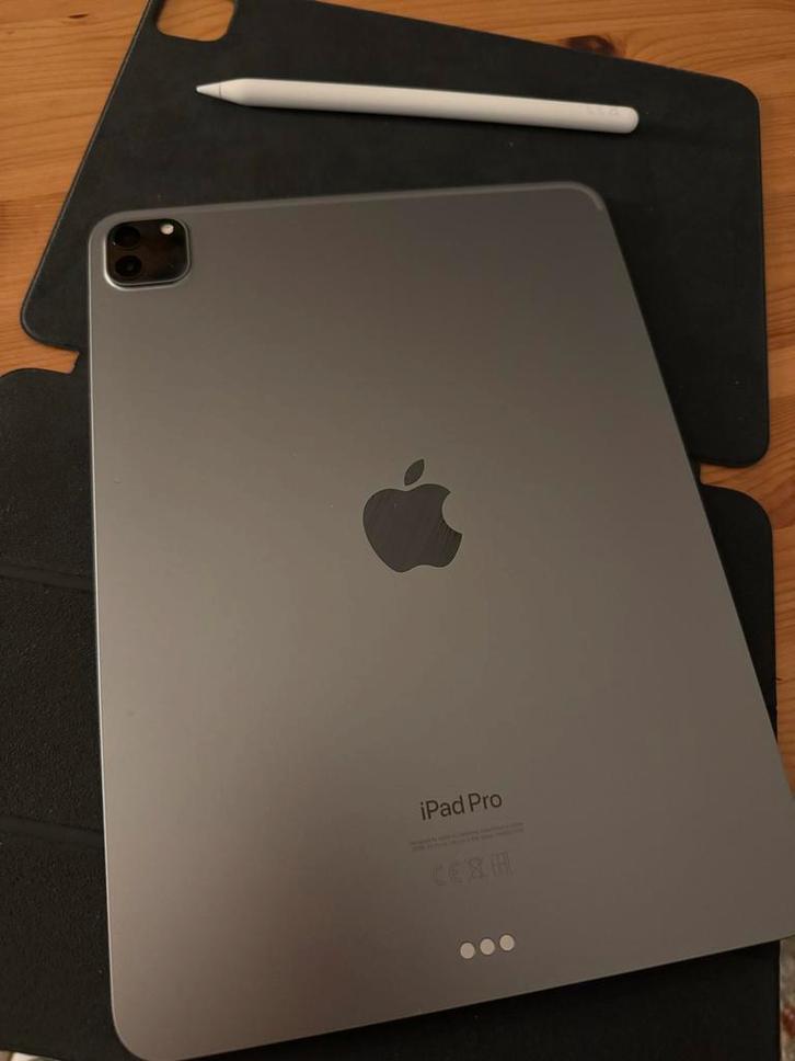iPad Pro 2022 128GB WiFi + Apple Pencil & Cover, Computers en Software, Apple iPads, Zo goed als nieuw, Apple iPad Pro, Wi-Fi