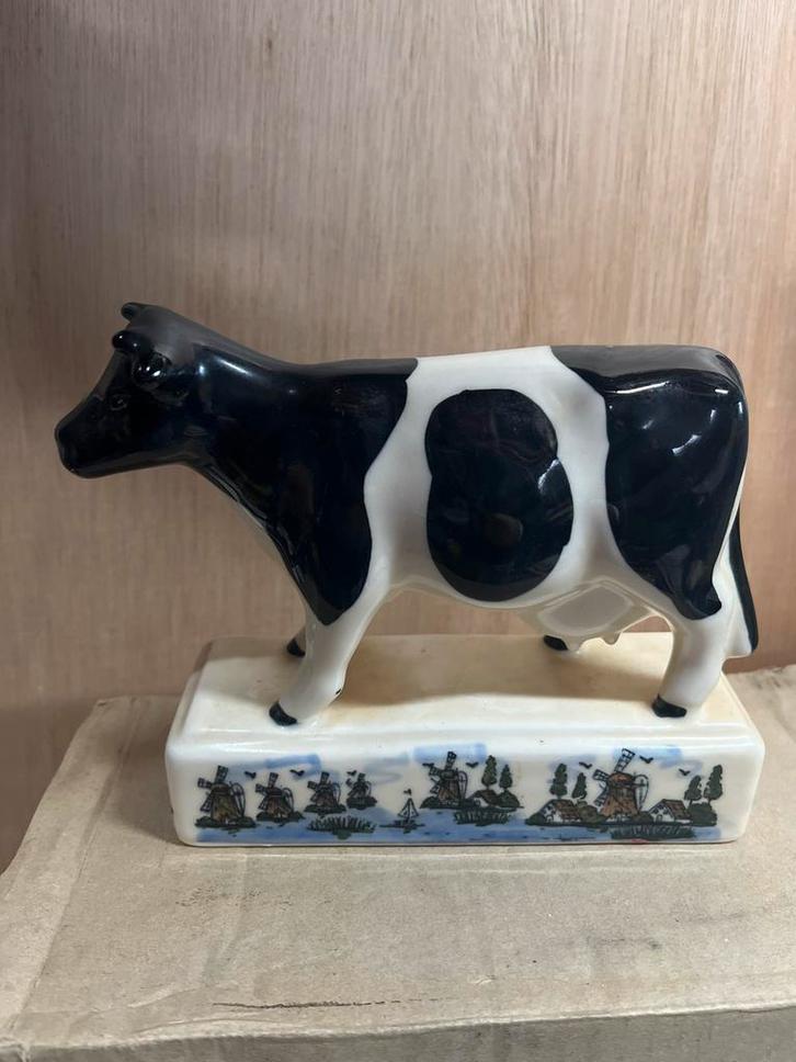 Delfts Blauw Koe met Landschap - Serie O 53121, Antiek en Kunst, Antiek | Keramiek en Aardewerk, Ophalen of Verzenden