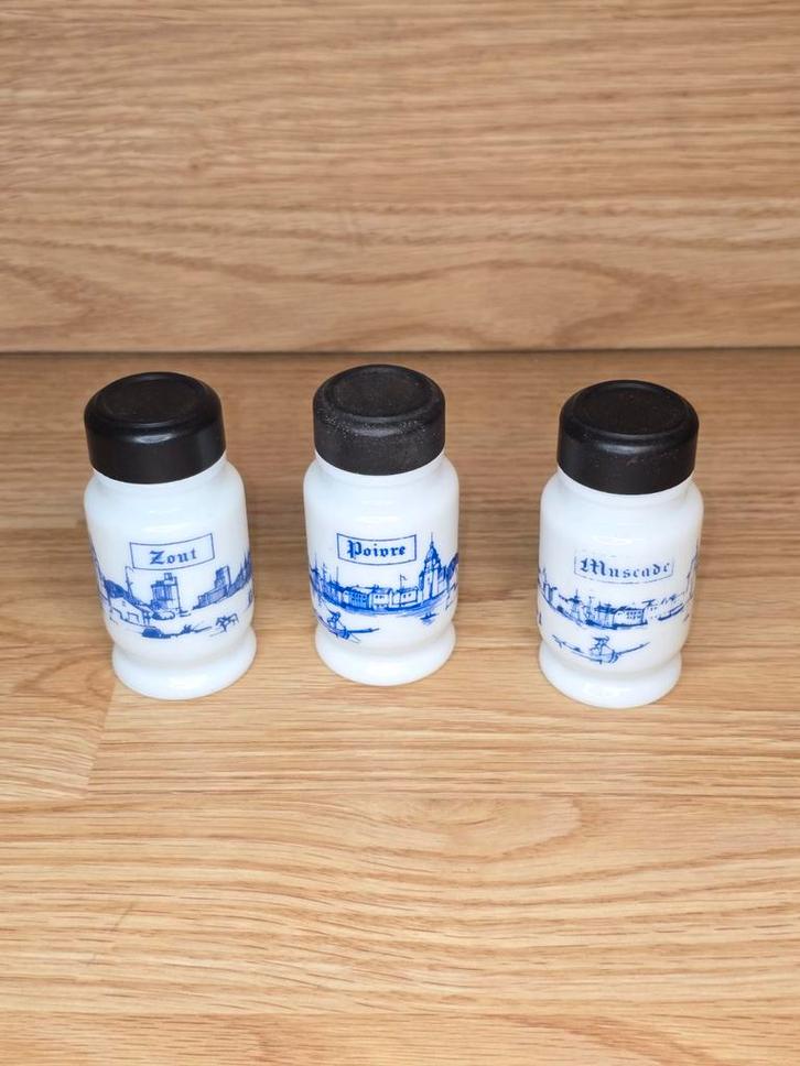 Vintage Kruidenstrooiers Set, Huis en Inrichting, Keuken | Keukenbenodigdheden, Zo goed als nieuw, Ophalen of Verzenden