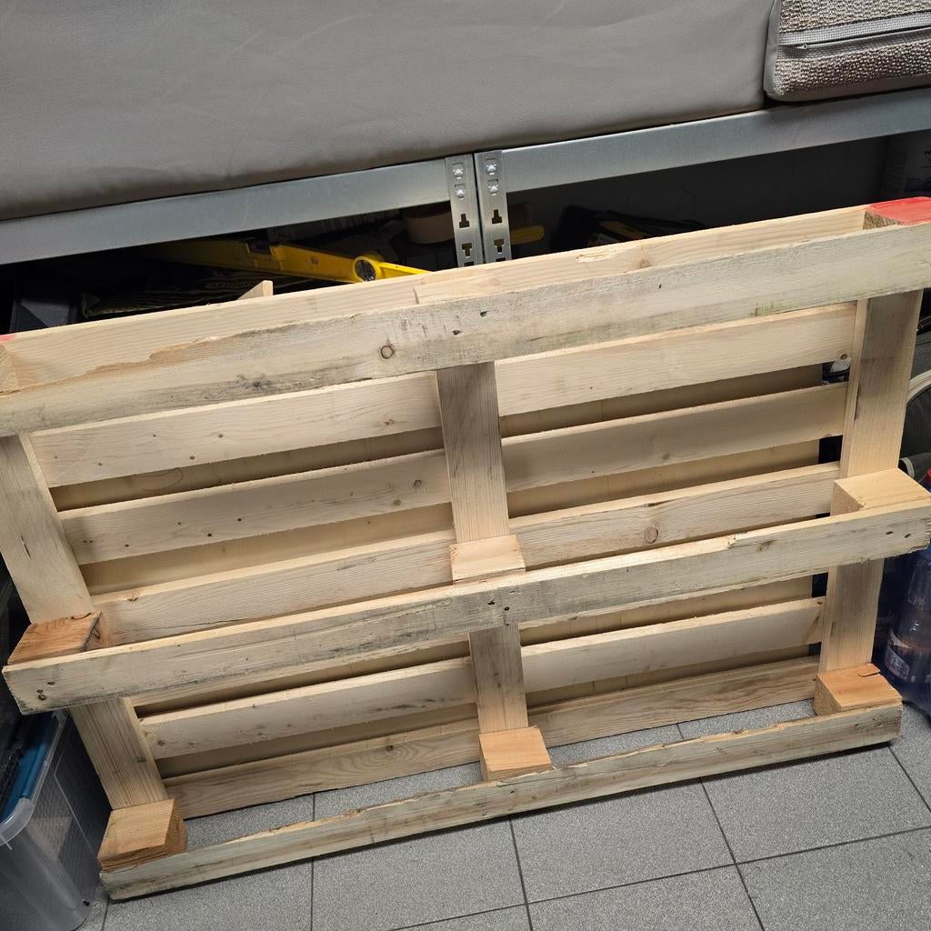 Gratis houten pallet af te halen, Ophalen, Gebruikt, 50 mm of meer, Minder dan 200 cm
