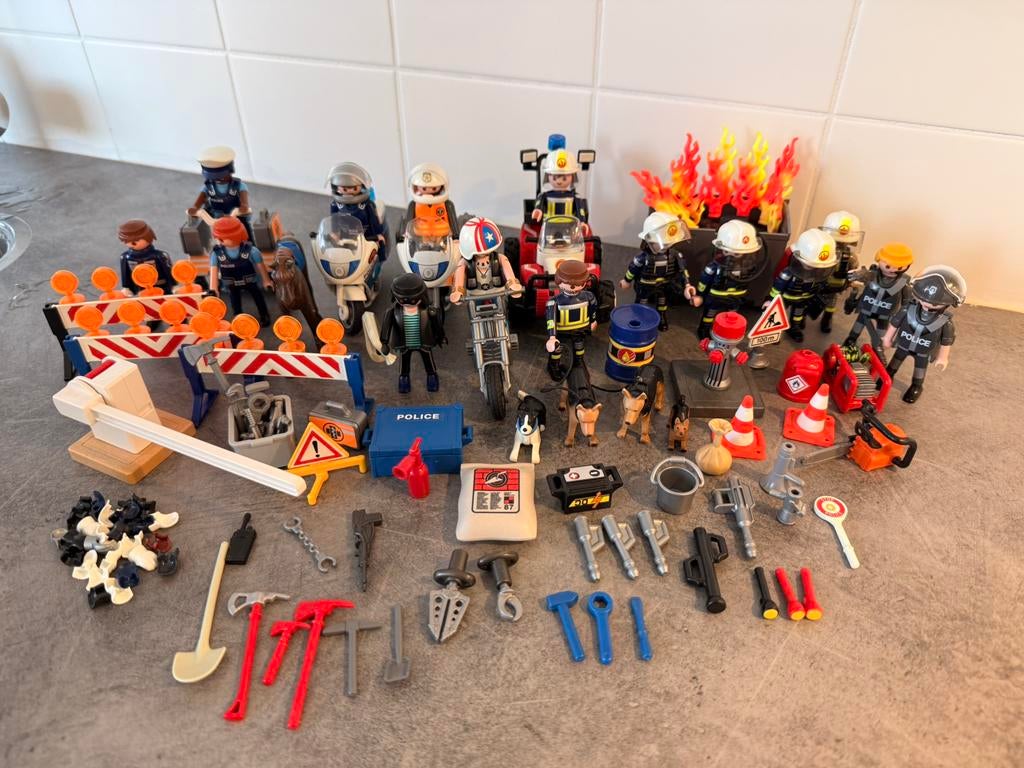 Partij playmobil politie brandweer, Kinderen en Baby's, Speelgoed | Playmobil, Ophalen of Verzenden, Zo goed als nieuw