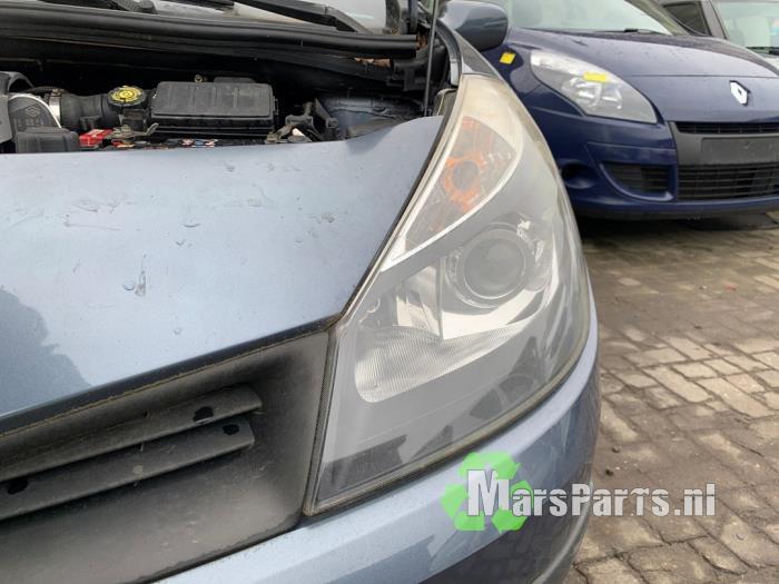 Koplamp links van een Renault Clio, Auto-onderdelen, Verlichting, Gebruikt, -, Renault, -