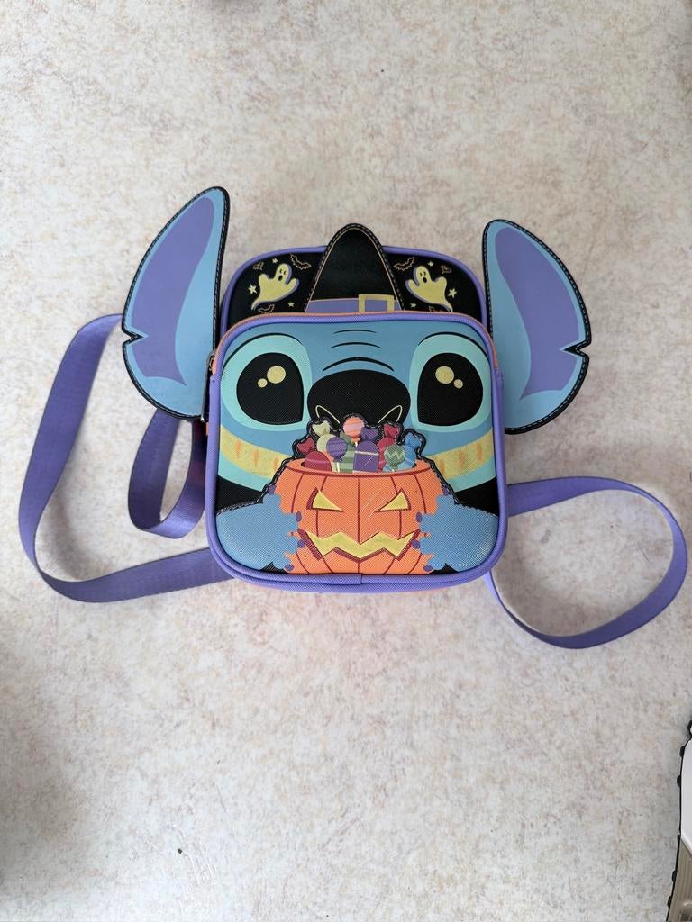 Loungefly - Stitch - Halloween - Crossbuddy, Verzamelen, Disney, Ophalen of Verzenden, Overige figuren, Gebruikt, Tas, Koffer of Zak