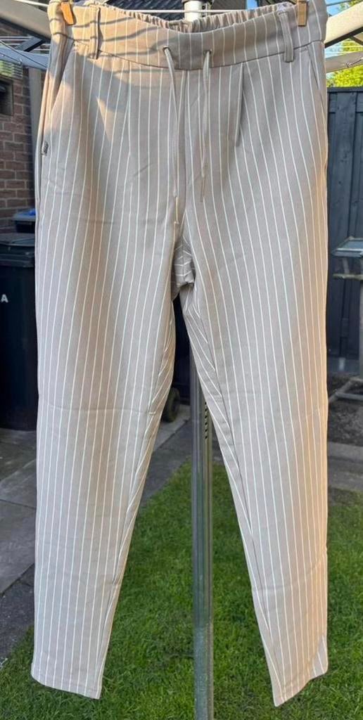 Only broek, Kleding | Dames, Broeken en Pantalons, Beige, Ophalen of Verzenden, Zo goed als nieuw, Maat 34 (XS) of kleiner