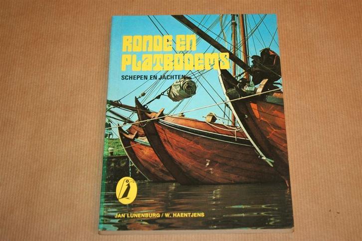Ronde en Platbodems - Schepen en jachten !!, Boeken, Hobby en Vrije tijd, Zo goed als nieuw, Tekenen en Schilderen, Ophalen of Verzenden