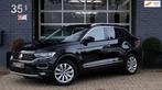 Volkswagen T-ROC 1.5 TSI Sport ACC|CARPLAY|DIGITALE TELLER, 4 cilinders, 150 pk, Zwart, Leder