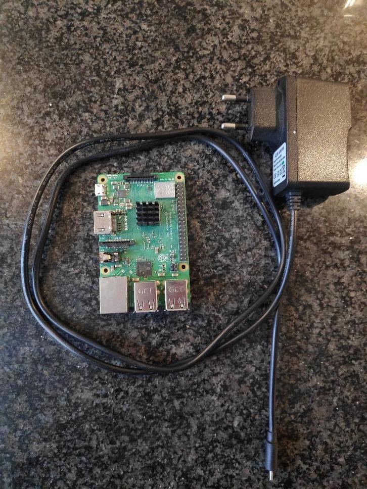 Raspberry Pi 3 Model B+ met voeding, Computers en Software, Desktop Pc's, Zo goed als nieuw, Minder dan 2 Ghz, Minder dan 4 GB