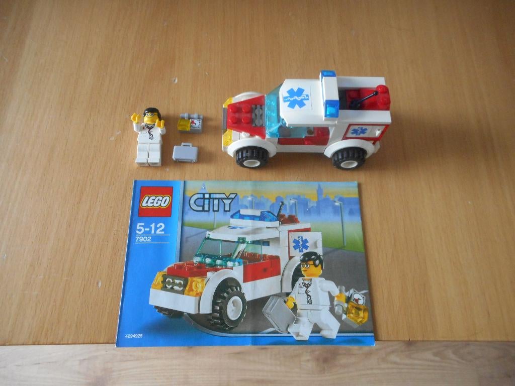 LEGO City 7902 doktersauto, Kinderen en Baby's, Speelgoed | Duplo en Lego, Compleet, Lego, Ophalen of Verzenden, Complete set