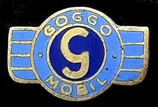 Goggo Mobil speld- emaille, Verzenden, Nieuw, Transport, Speldje of Pin