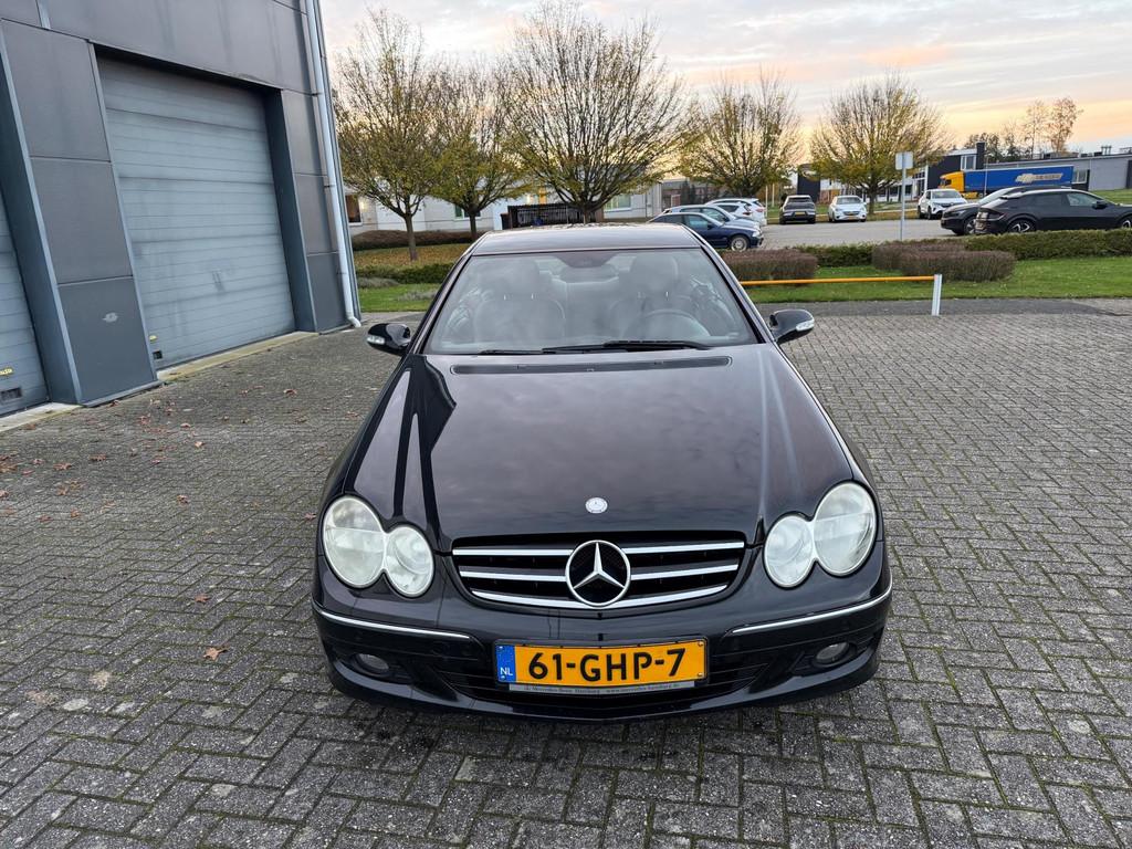 Mercedes-Benz CLK-klasse Coupé 280 Avantgarde, Auto's, Mercedes-Benz, Achterwielaandrijving, Gebruikt, Zwart, Leder en Stof