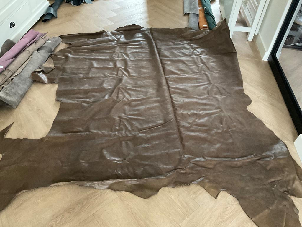 Grote bruine lap leder, Hobby en Vrije tijd, Stoffen en Lappen, Bruin, 120 cm of meer, Leer of Kunstleer, Nieuw