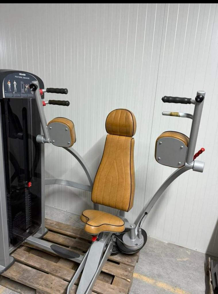Panatta Pec Deck / Butterfly / Chest machine, Ophalen, Benen, Gebruikt, -