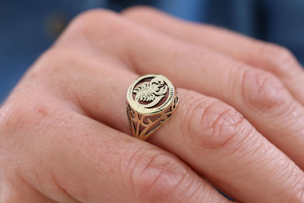 14 Karaat Gouden Schorpioen Ring – Sterrenbeeld, Ophalen of Verzenden, Zo goed als nieuw, 17 tot 18, Dame
