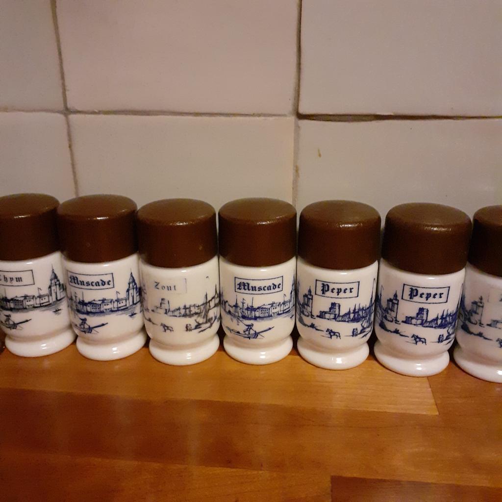 vintage kruiden potjes, Ophalen of Verzenden, Glas, Overige typen, Gebruikt