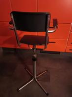 Kinderstoel, kappersstoel kind. Retro. Buisframe. Design., Ophalen, Roze