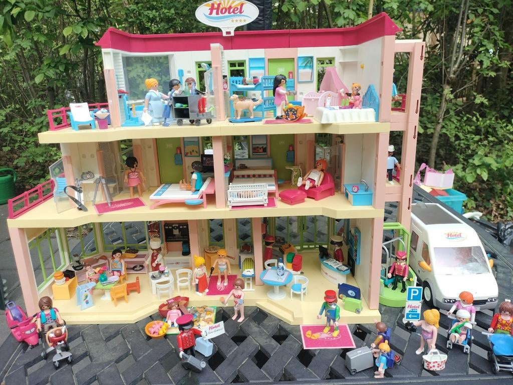 Playmobil luxe hotel zeer uitgebreid!, Ophalen of Verzenden, Zo goed als nieuw, Complete set