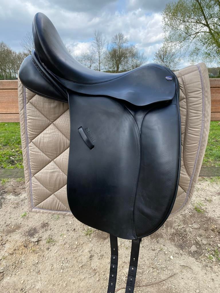 Euroriding diamant dressuurzadel 17,5 inch, Ophalen of Verzenden, Dressuur