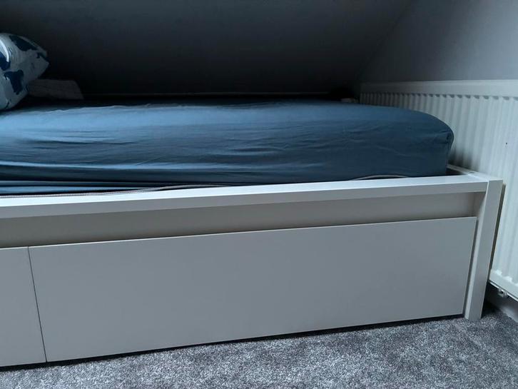 IKEA Malm bedframe wit met lades, Huis en Inrichting, Slaapkamer | Bedden, Gebruikt, Eenpersoons, 90 cm, 200 cm, Hout, Wit, Ophalen