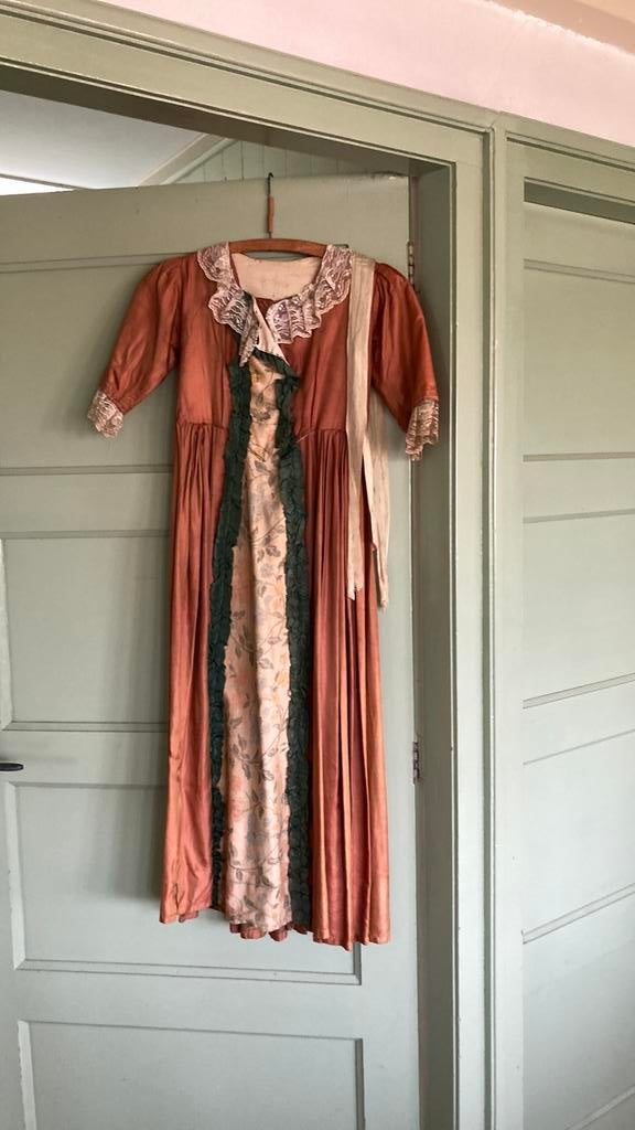 ‘Middeleeuws’ meisjesjurkje., Ophalen of Verzenden, Gebruikt, Meisje