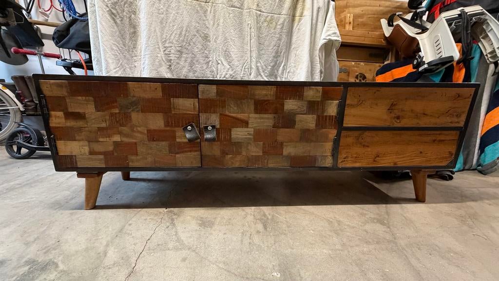 Tv meubel van mango hout, Huis en Inrichting, Kasten | Televisiemeubels, Ophalen, Gebruikt, 100 tot 150 cm, Minder dan 100 cm