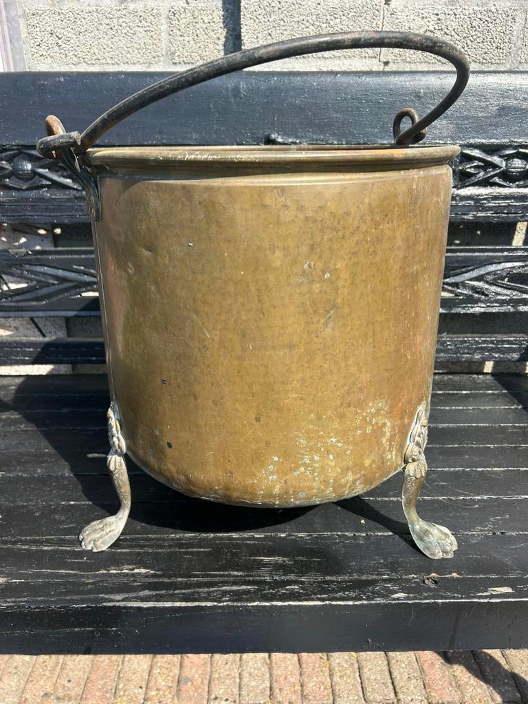 grote koperen ketel, Ophalen