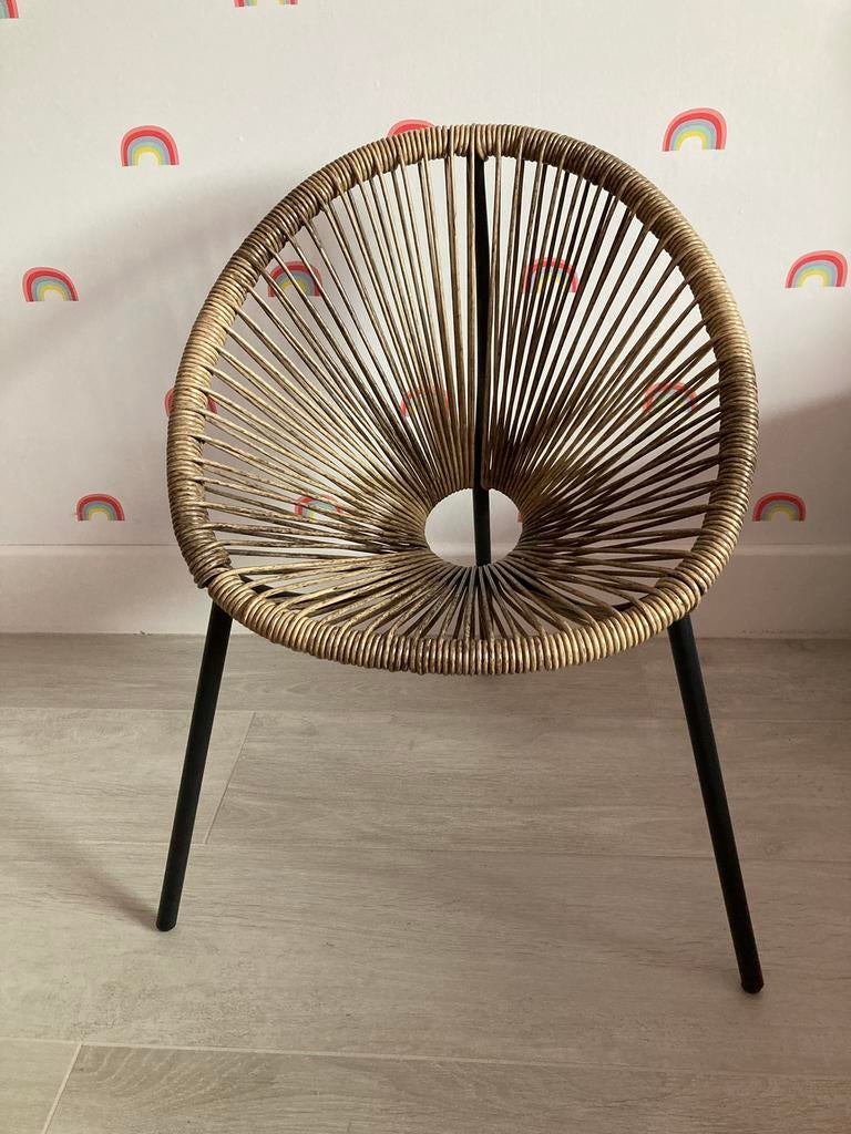 Rotan stoeltje voor een kind, Ophalen, Zo goed als nieuw, Stoel(en)