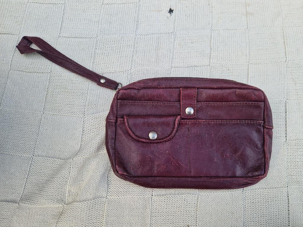 Vintage heren polstasje in bordeaurood leder, Ophalen, 40 tot 60 cm, Gebruikt, Bruin