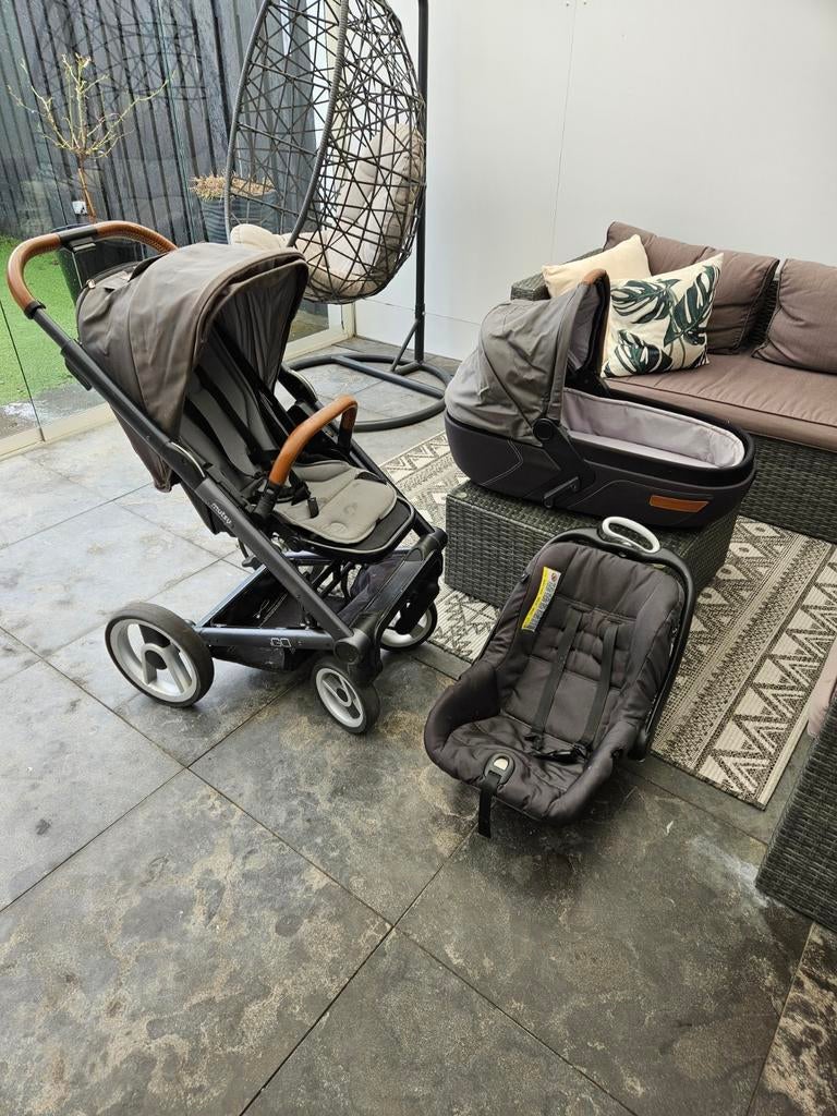 Kinderwagenset:Mutsy igo, Wandelwagen, Reiswieg & Autostoel, Gebruikt, Combiwagen, Verstelbare duwstang, Ophalen