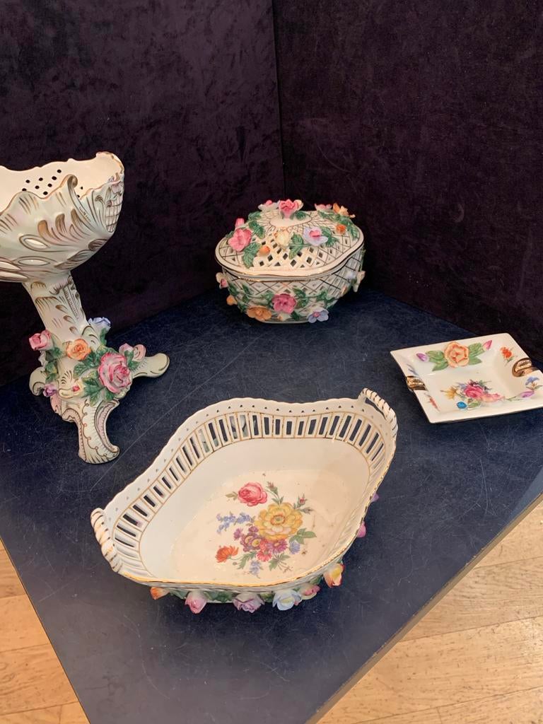 Saksisch Dresden Tafelset met Bloemen en Goudaccenten, Verzenden