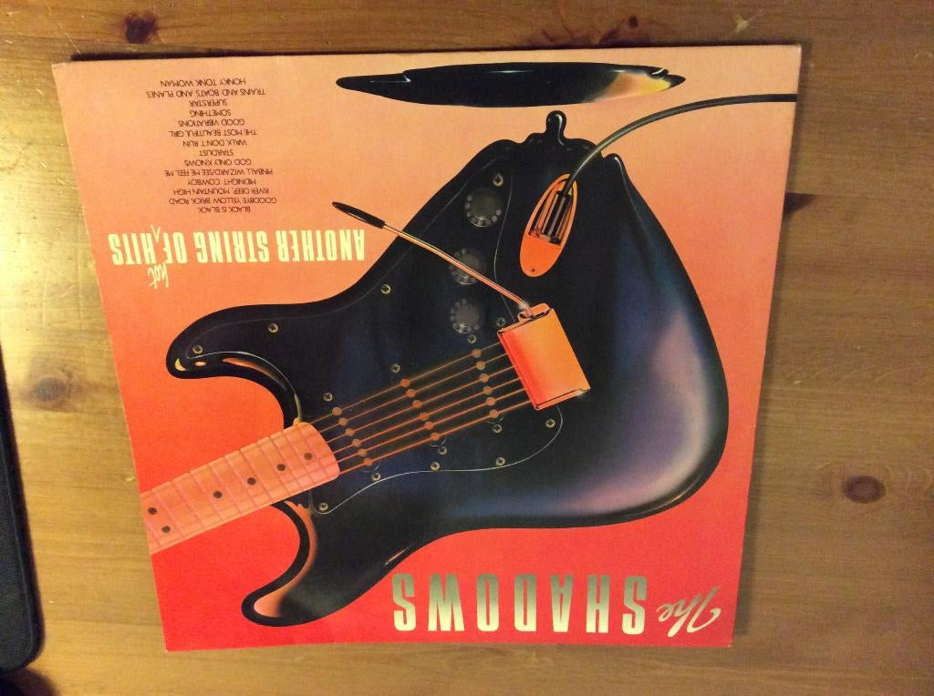 The Shadows Another string of hot hits. vinyl 1A 062-07325, Gebruikt, 1980 - 1989, Ophalen of Verzenden, 12 inch