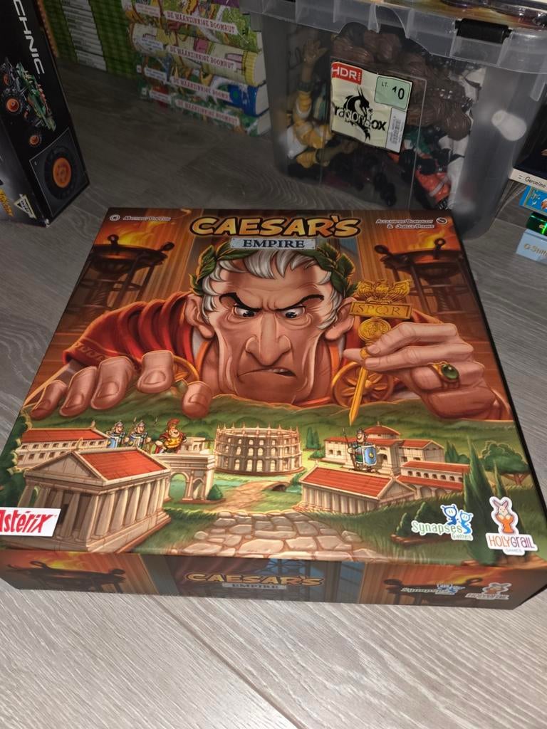 Asterix en Obelix bordspel - Caesar's Empire, Ophalen of Verzenden, Zo goed als nieuw
