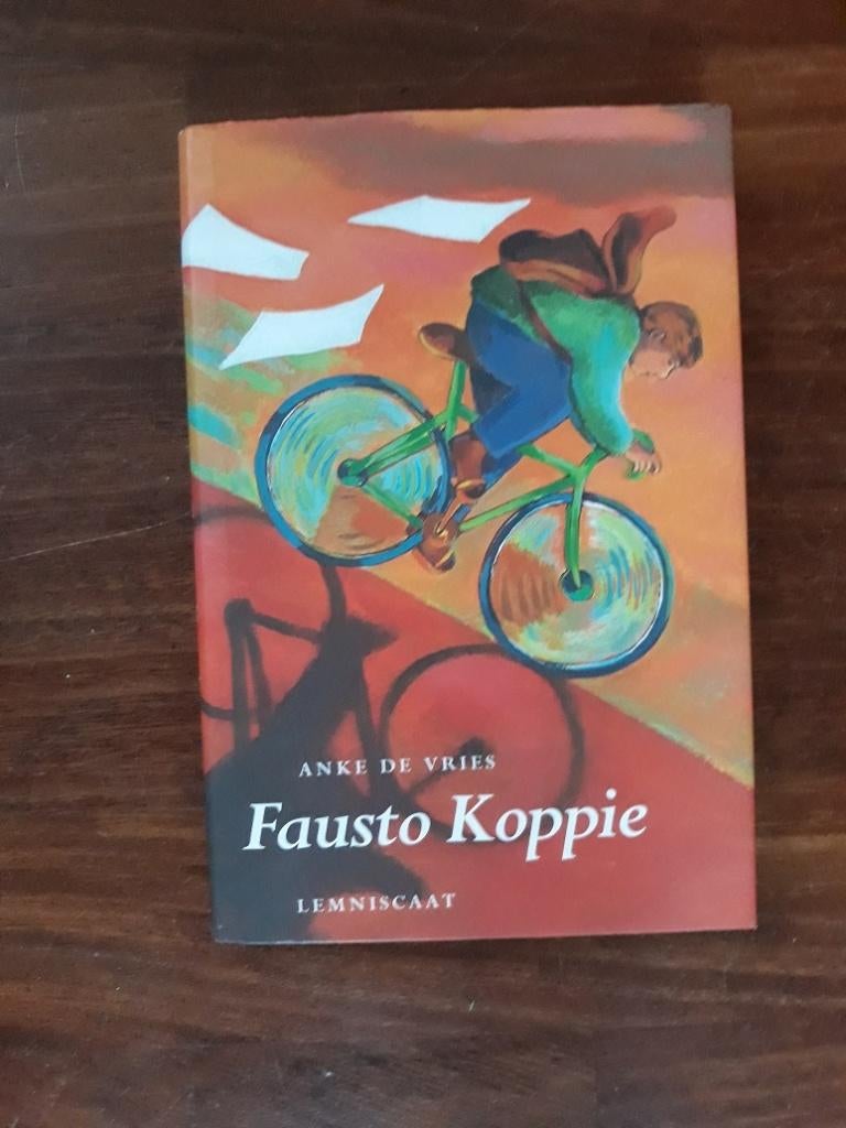 FAUSTO  KOPPIE  van  Anke de Vries, Ophalen of Verzenden, Zo goed als nieuw