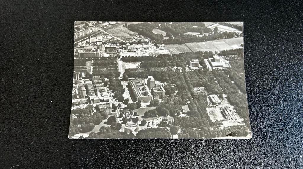 Nijmegen KLM luchtfoto medische faculteit, Verzamelen, Ophalen of Verzenden, 1960 tot 1980, Gelopen, Gelderland