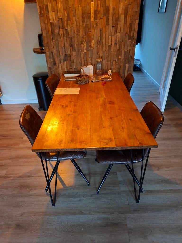 Houten eettafel met stoere hairpin poten, Gebruikt, Industrieel, Modern, 50 tot 100 cm, 150 tot 200 cm