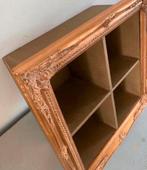 Gouden wandkastje met vakken, Ophalen, Zo goed als nieuw