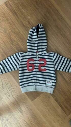 Leuk vest maat 104, Kinderen en Baby's, Kinderkleding | Maat 104, Ophalen of Verzenden, Gebruikt, Jongen, Trui of Vest