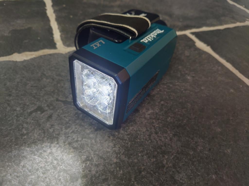 Makita BML186 18V Li-Ion Accu Ledlamp Body, zgan!, Ophalen of Verzenden, Zo goed als nieuw, Accu