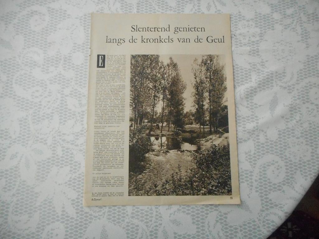De Geul. Slenterend genieten. 1958,, Verzamelen, Ophalen of Verzenden, 1940 tot 1960, Nederland, Knipsel(s)